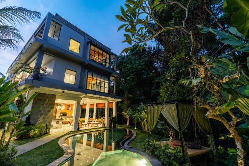 Melayang House | The Nani