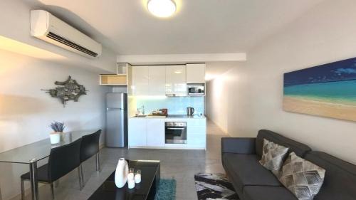 Bulgarra Apartment | The Padbury Suites-Premium City Apartment