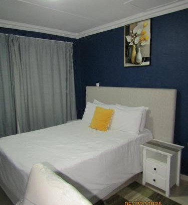 Greater Johannesburg Metropolitan Area Bed & Breakfast | The PHOMOLONG GUEST HOUSE