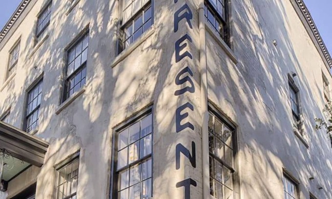 Historic District - North Hotel | The Present Hotel