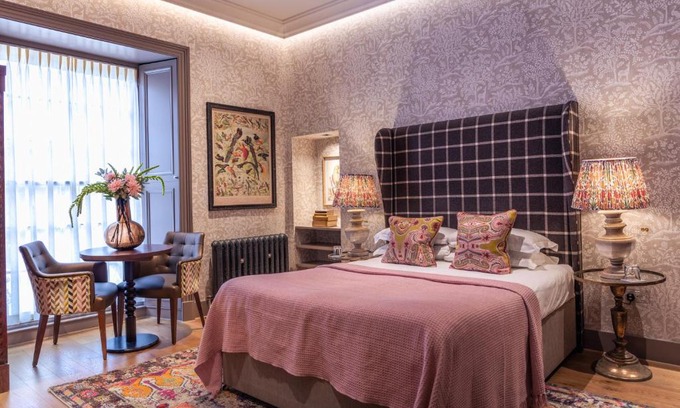Stockbridge Hotel | The Raeburn