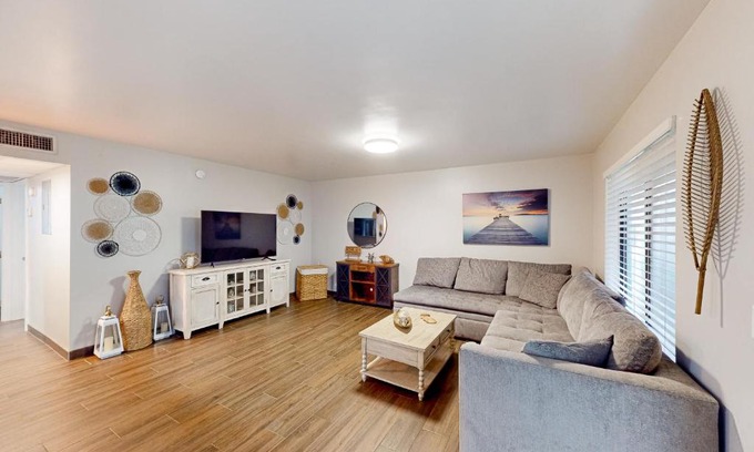 Singer Island Apartment | The Sailor's Perch, Unit 1