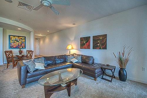 Sandbridge Apartment | The Sanctuary - Sound Waves 132B