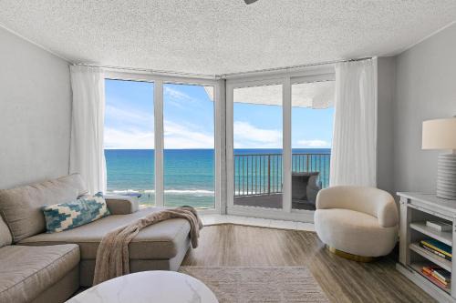 Daytona Beach Shores House | The Shores Club 1105