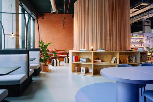 San Sebastian Hotel | The Social Hub San Sebastián