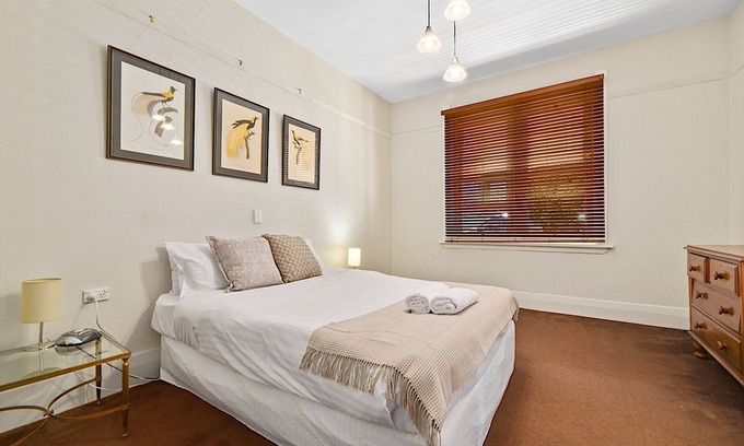 Launceston CBD Cottage | The St.John Cottage - Pet Friendly