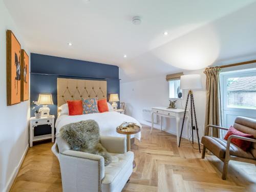 Tenterden House | The Studio