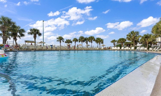 Panama City Beach Condo | The Summit 817