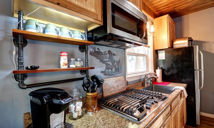 Big Bear City Cabin | The Summit at Sherwood #618
