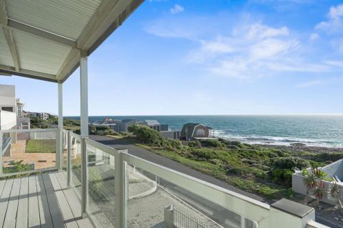 De Kelders House | The Tides at Gansbaai by Host Agents