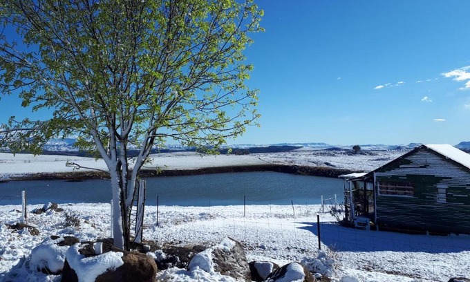 Underberg Apartment | The Tin Shack