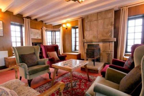 Airth House | The Tower at Plane Castle - Sleeps 4 - Pets Ok