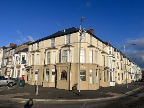 Rhyd-y-clafdy Hotel | The Victoria Hotel