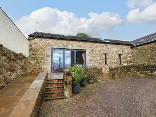 Lofthouse House | The Warren Barn