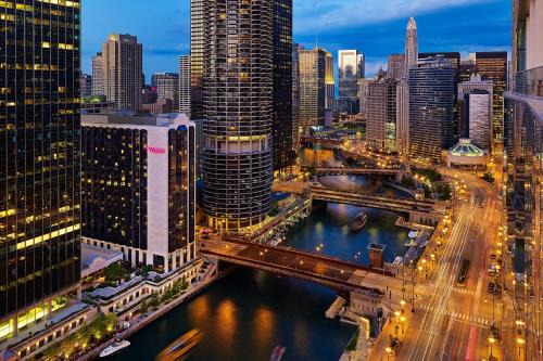 Downtown Chicago Hotel | The Westin Chicago River North