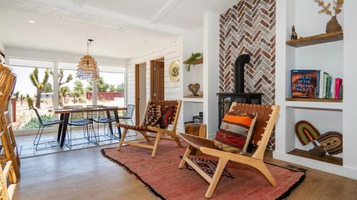 Pioneertown House | The Whispering Wind Tree