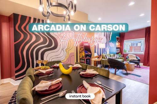South Side Flats House | Themed Property on Carson St with Hot Tub