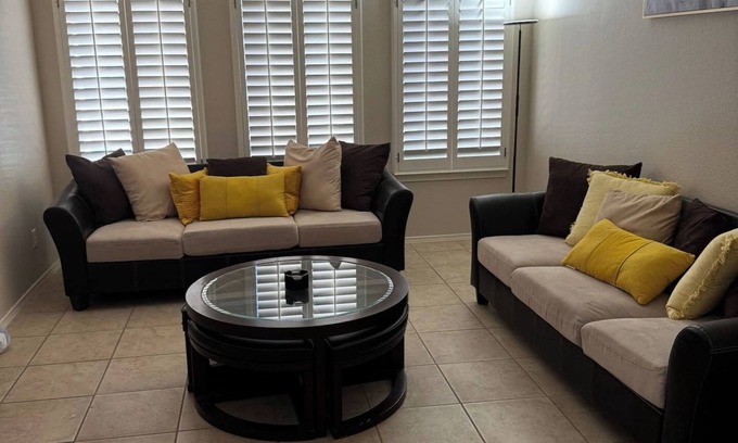 Biggs Field House | This house is a 4 bedroom(s), 2 bathrooms, located in El Paso, TX.