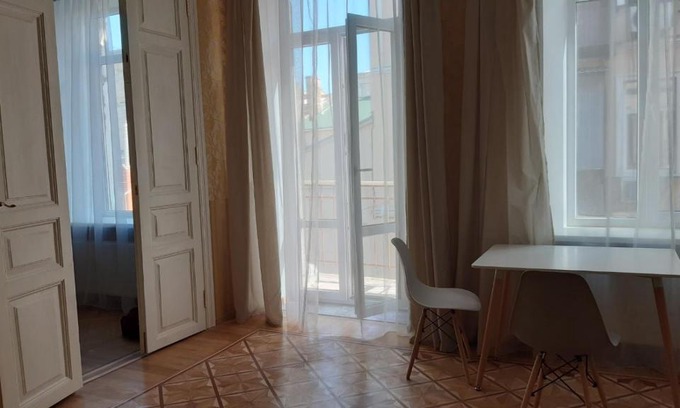 Odessa City Center Apartment | Thomas Cobley Apartments