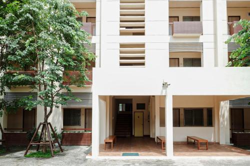 Chang Phueak Apartment | Thong Poon Apartment Chiang Mai