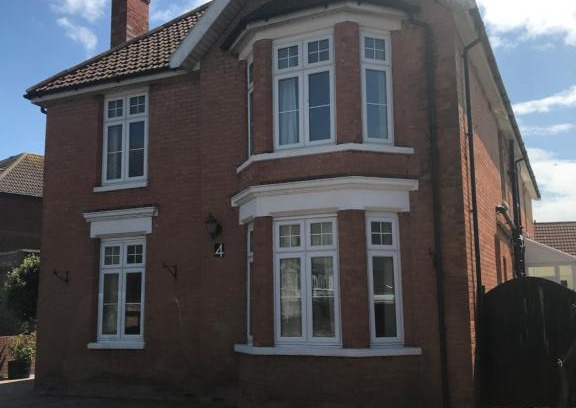 Burnham-on-Sea Bed & Breakfast | Thornbury Accommodation