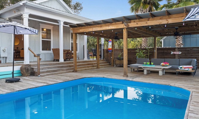 Bay St Louis House | Three Palms Oasis in Old Town Bay St. Louis. In the heart of it all!