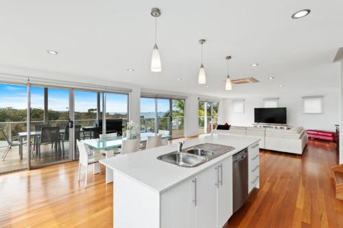 Long Beach House | Three Sisters at Long Beach managed by Batemans Bay Accom