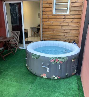 Saint-Louis Apartment | Ti coin Charmant
