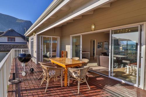 Betty's Bay House | Tides