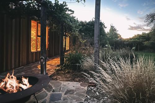 Yapeen Villa | Timber & Stone - Modern Eco Retreat and Studio