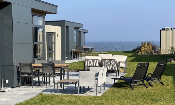 Enkhuizen House | Tolles Chalet für Zwei Personen mit Großem Garten am Ijsselmeer