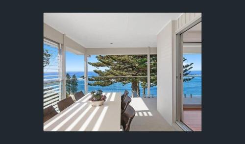 Toowoon Bay House | Toowoon Bay Beach House