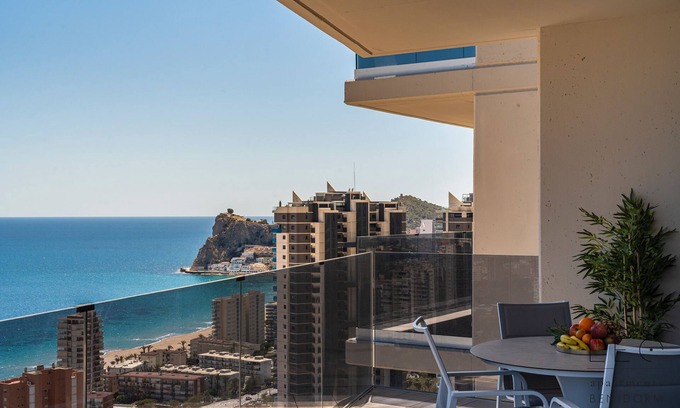 Cala Apartment | Torre Sakura