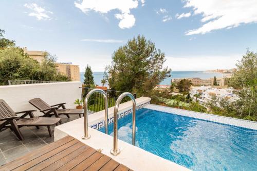 Torreblanca House | Torreblanca 4BDR Townhouse with Stunning Views