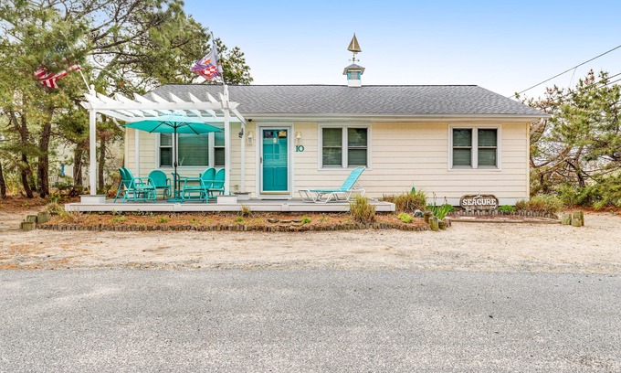 South Bethany House | Town of South Bethany Oceanside Vacation Home w/Private Washer and Dryer + Free WiFi