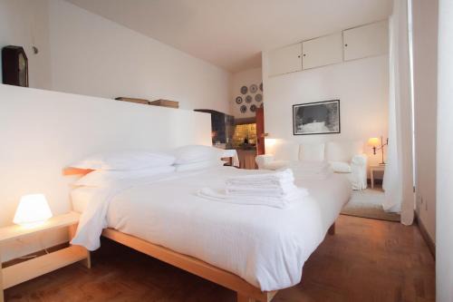 Alfama Apartment | Traditional Studio in Alfama
