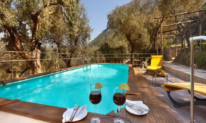 San Pietro Villa | Traditional villa with private pool near Sorrento, Traditional 2 bedroom holiday home for up to 4 pe.