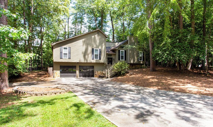 East Cobb House | Tranquil Forest in the heart of Roswell