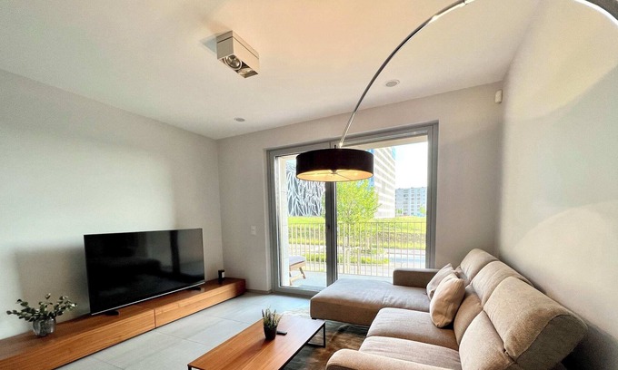Gasperich Apartment | Tranquil Oasis - Relax & Unwind