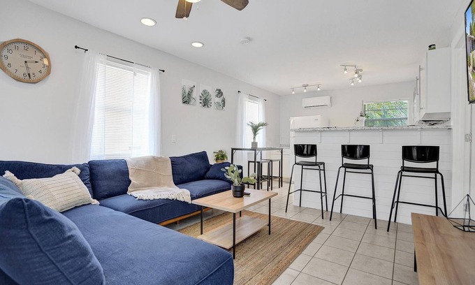 Wilton Manors House | Tranquil Wilton Hideaway w/Retro Star Wars Arcade!