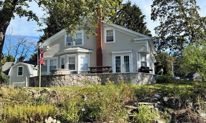 York Harbor House | Tranquility and ease: 3 bedroom home 3 minutes from York Harbor Beach