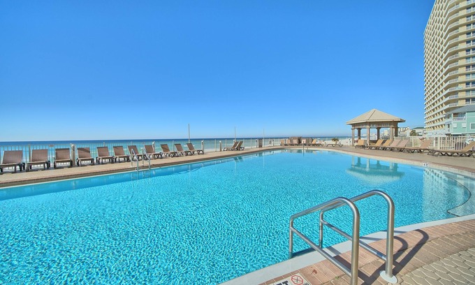 Lower Grand Lagoon Villa | Treasure Island 2109