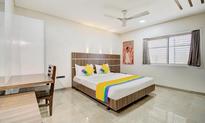 Daulatabad Hotel | Treebo Lalaji's Executive