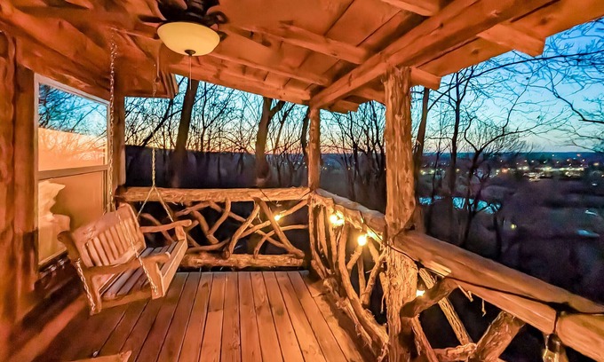 Mountain View Cabin | Treehouse Thyme - total privacy in woods
