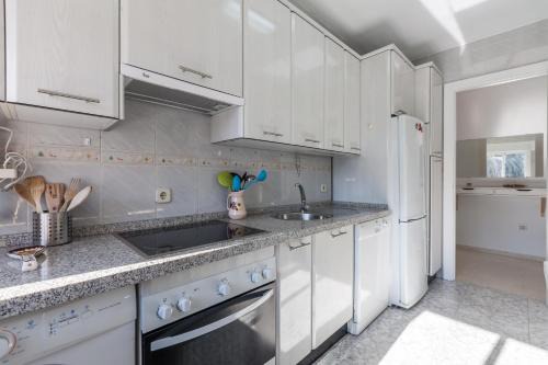 Triana Apartment | TRIANA WITH FREE PARKING