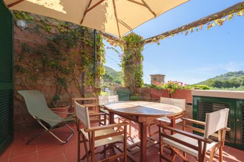 Sant'Anna House | Trilocale Sant'Anna Vicolo del Mughetto - Goelba