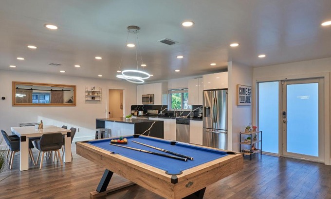 North Miami Villa | Tropical Vibes New Luxe Villa