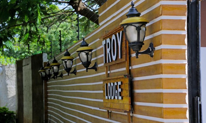 Lusaka Apartment | Troy Lodge
