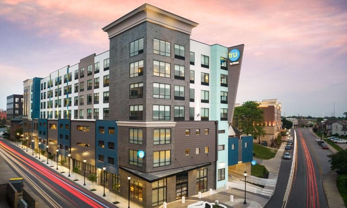 Babe Denny Hotel | Tru By Hilton Indianapolis Downtown, In