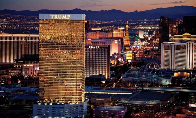 Las Vegas Strip Apartment | Trump International Hotel-2 Bedroom Hilton HGVC